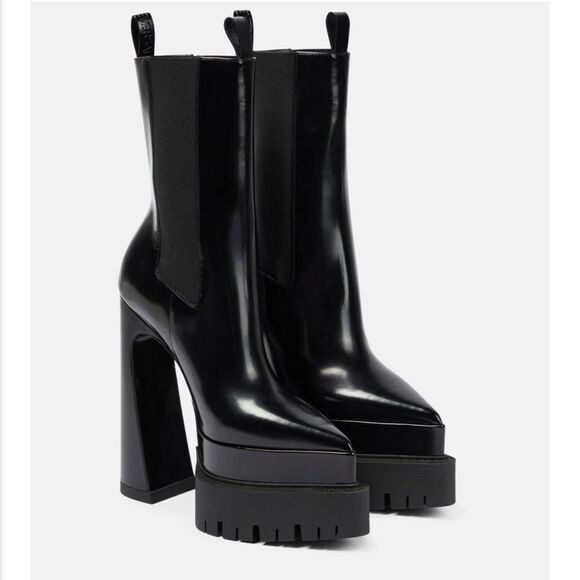 Versace Shoes - Brand new!! Versace - Aevitas Pointy leather platform ankle boots